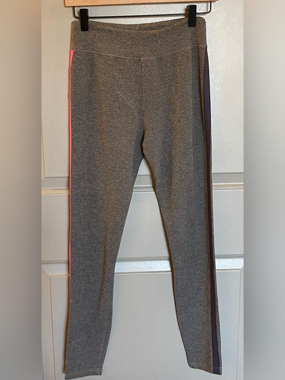 Sundry x Anthropologie Skinny Side Stripe Yoga Pants / Leggings Small NWOT